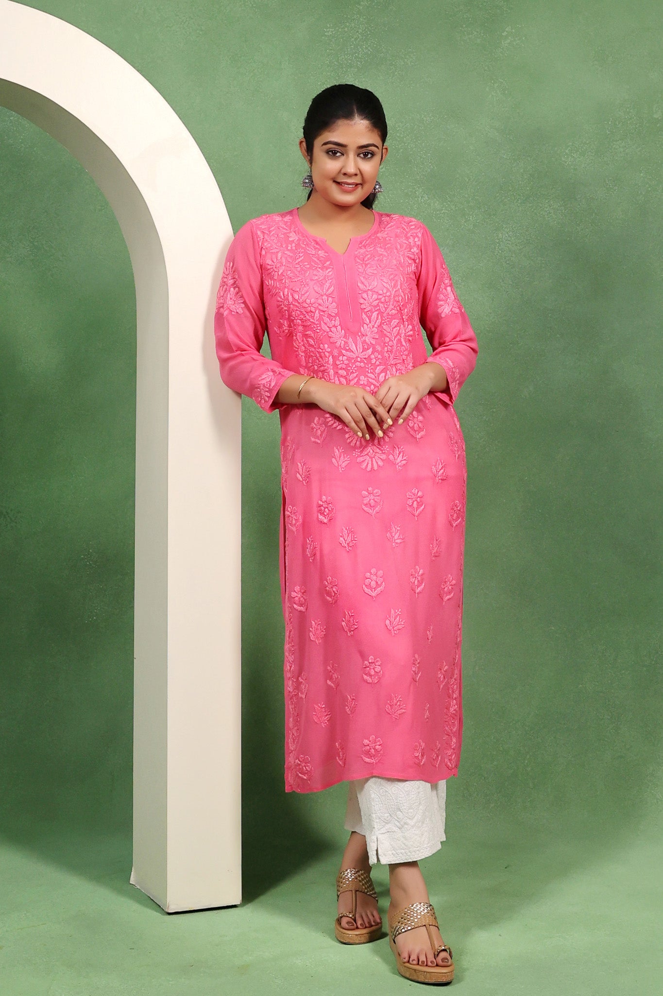 Noori VIS Kashmiri Chikankari Kurti