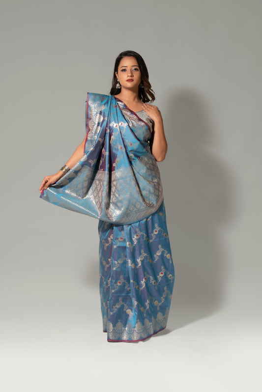 Scalloped Grace – Meenakari Katan Silk