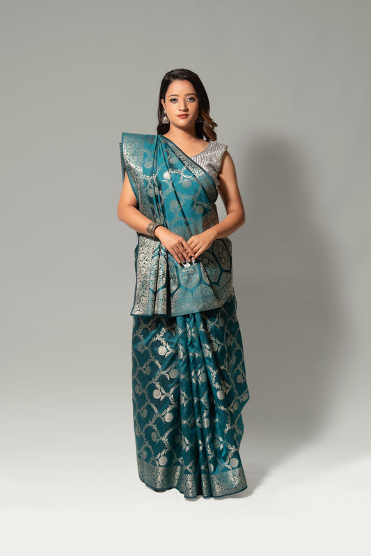 Scalloped Grace – Meenakari Katan Silk