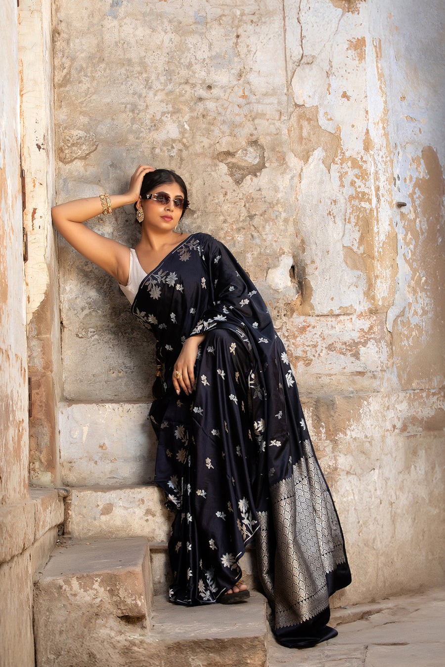 Midnight Grace– Open Border Mashru Silk