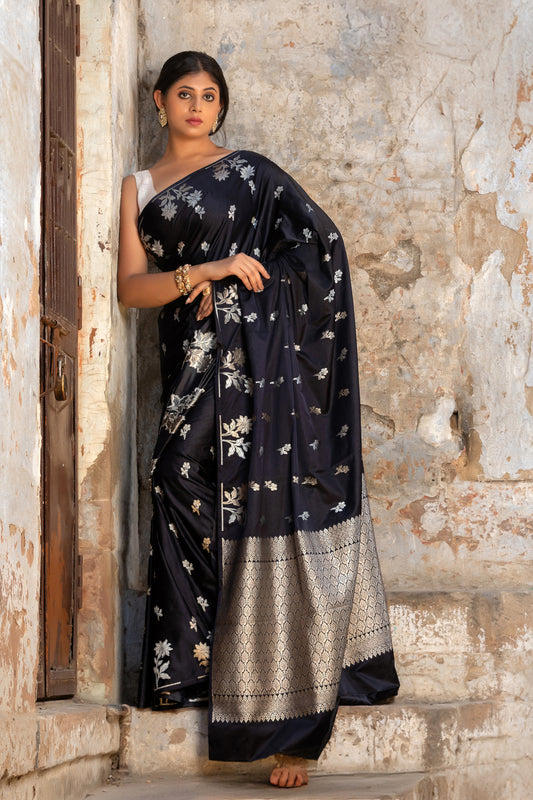 Midnight Grace– Open Border Mashru Silk
