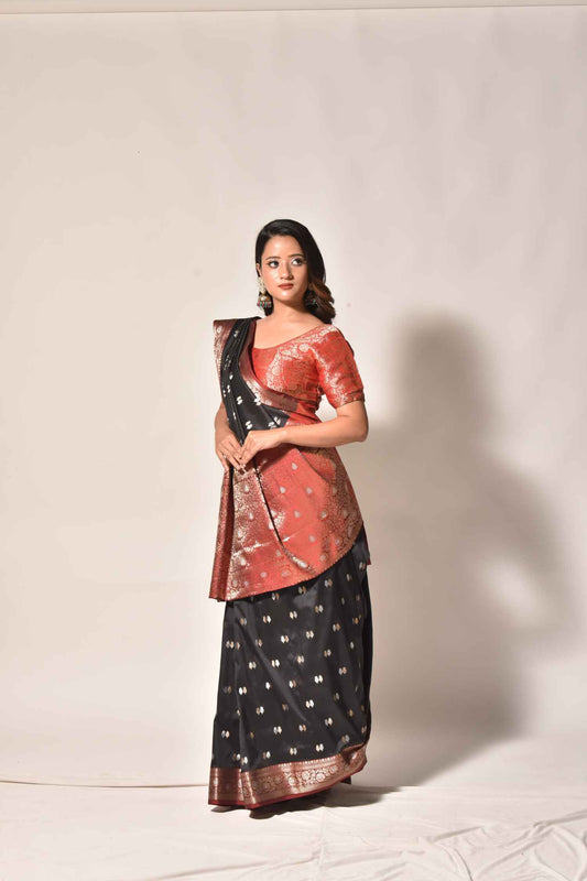 Twilight Elegance – Light Border Buti Silk